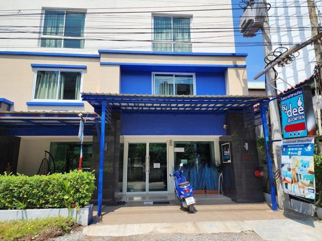 By Dee @Jomtien Hotel Pattaya Exterior photo